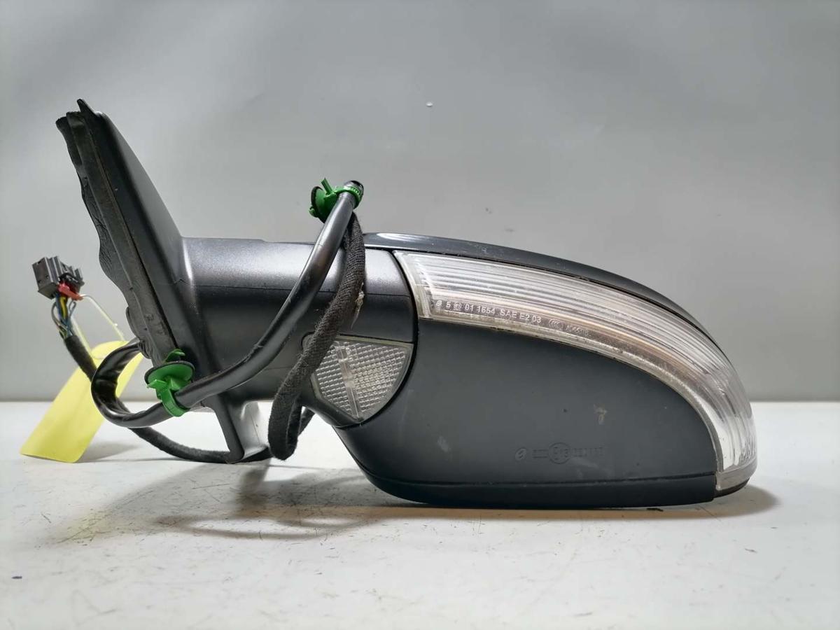 VW Passat 3C original Aussenspiegel links elektrisch anklappbar automatisch abblendbar Bj.2010